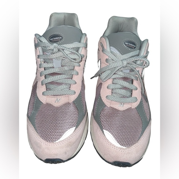 New Balance 2002R “Pink Grey” RARE - Picture 4 of 6